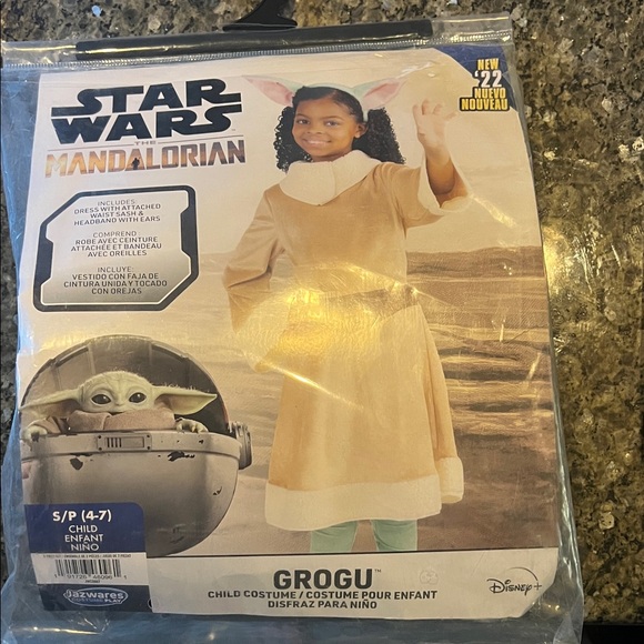 Star Wars Mandalorian Grogu Costume in Tan and Cream size S/P (4-7) - Picture 1 of 7